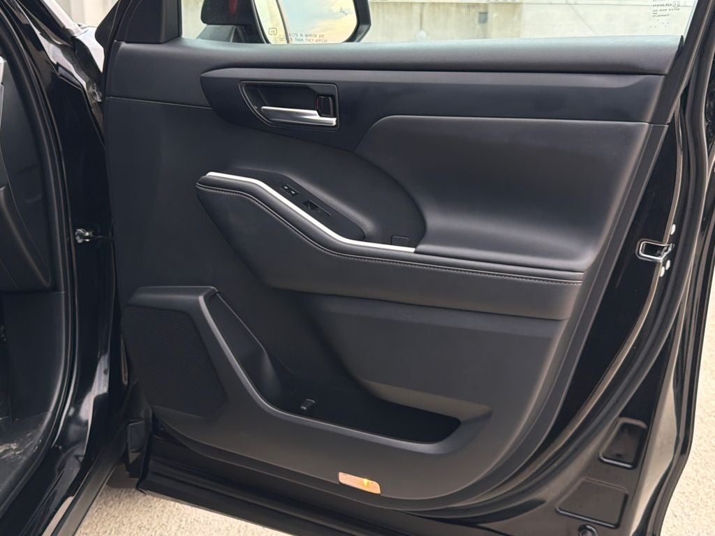 2024 Toyota Highlander Hybrid XLE