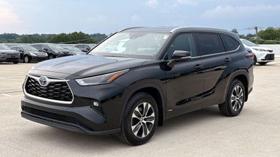 2024 Toyota Highlander Hybrid XLE