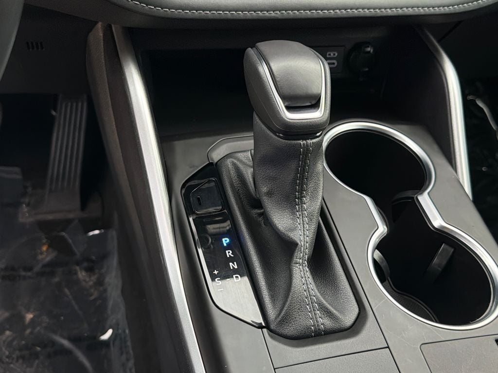 2024 Toyota Highlander Hybrid XLE