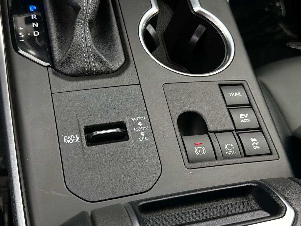 2024 Toyota Highlander Hybrid XLE