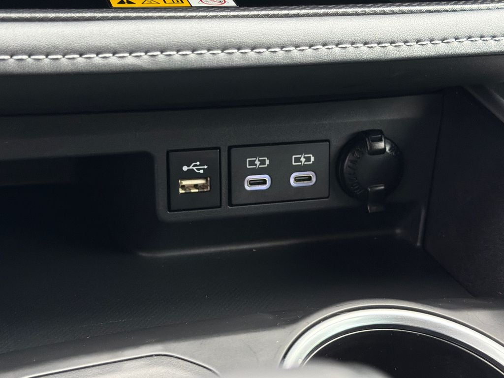 2024 Toyota Highlander Hybrid XLE