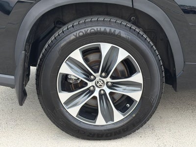 2024 Toyota Highlander Hybrid XLE