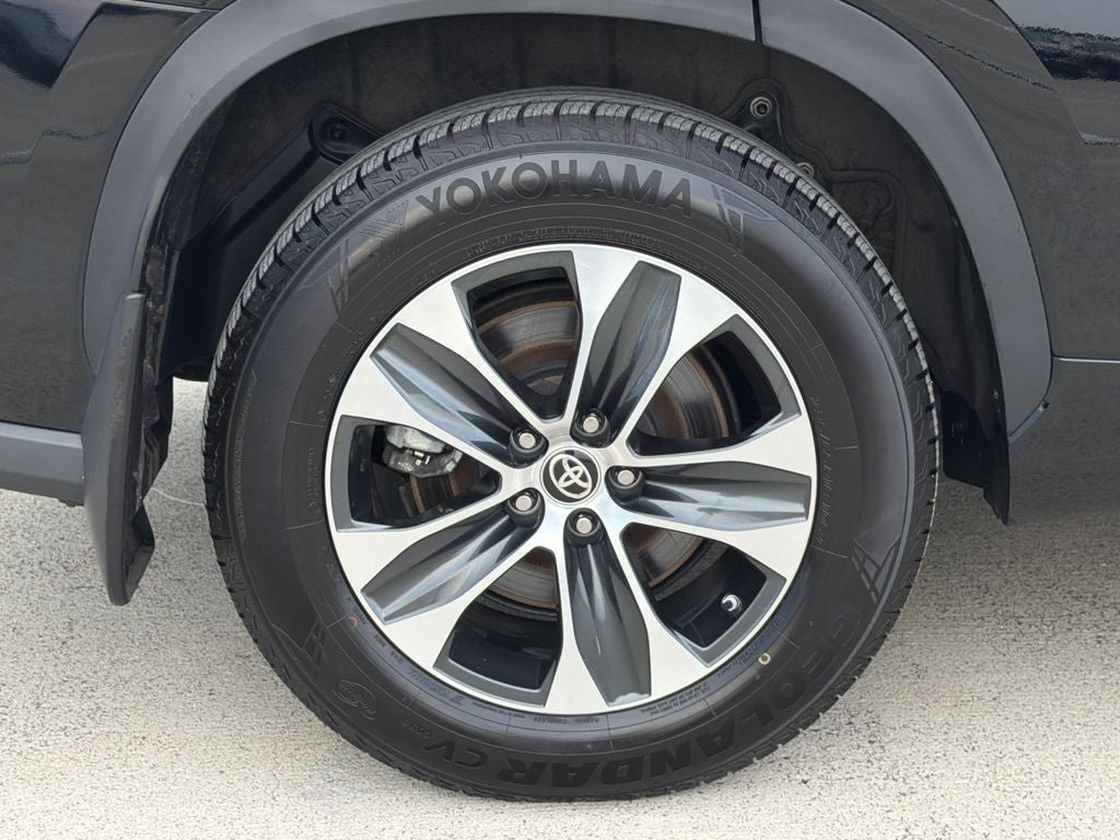 2024 Toyota Highlander Hybrid XLE