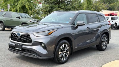 2023 Toyota Highlander Hybrid XLE