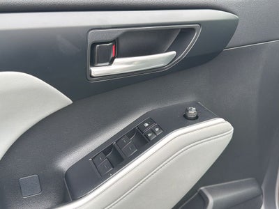 2023 Toyota Highlander Hybrid XLE