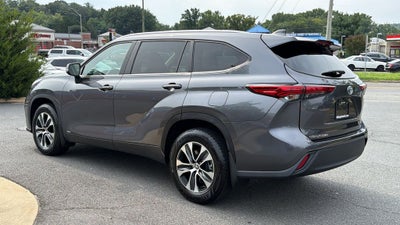 2023 Toyota Highlander Hybrid XLE