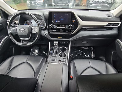 2023 Toyota Highlander Hybrid XLE