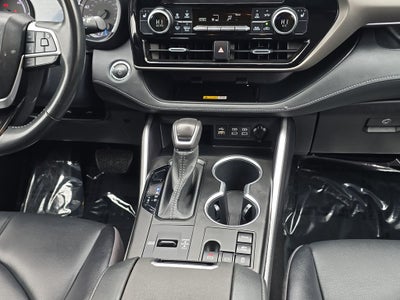 2023 Toyota Highlander Hybrid XLE