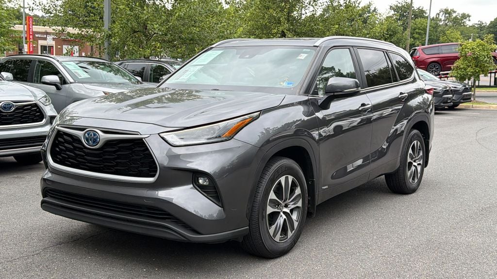 2023 Toyota Highlander Hybrid XLE