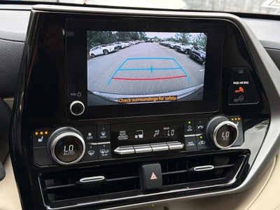 2023 Toyota Highlander Hybrid XLE