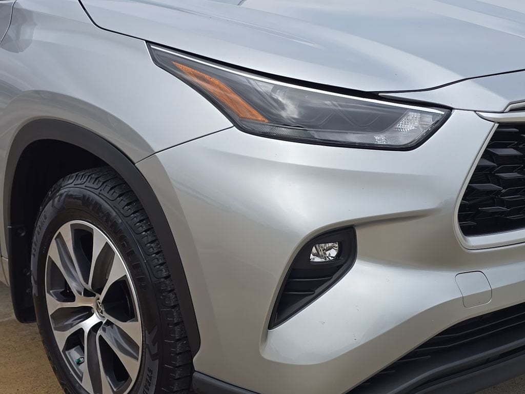 2024 Toyota Highlander Hybrid XLE
