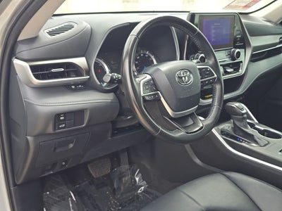 2024 Toyota Highlander Hybrid XLE