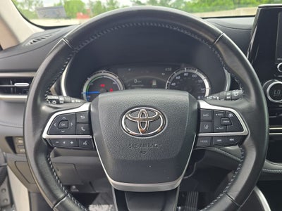 2024 Toyota Highlander Hybrid XLE