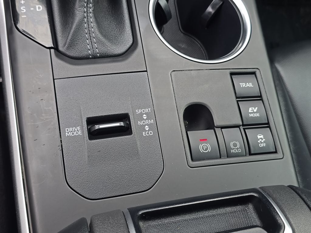 2024 Toyota Highlander Hybrid XLE