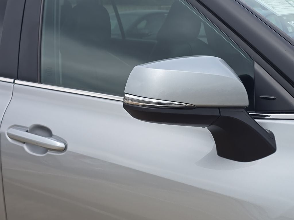 2024 Toyota Highlander Hybrid XLE