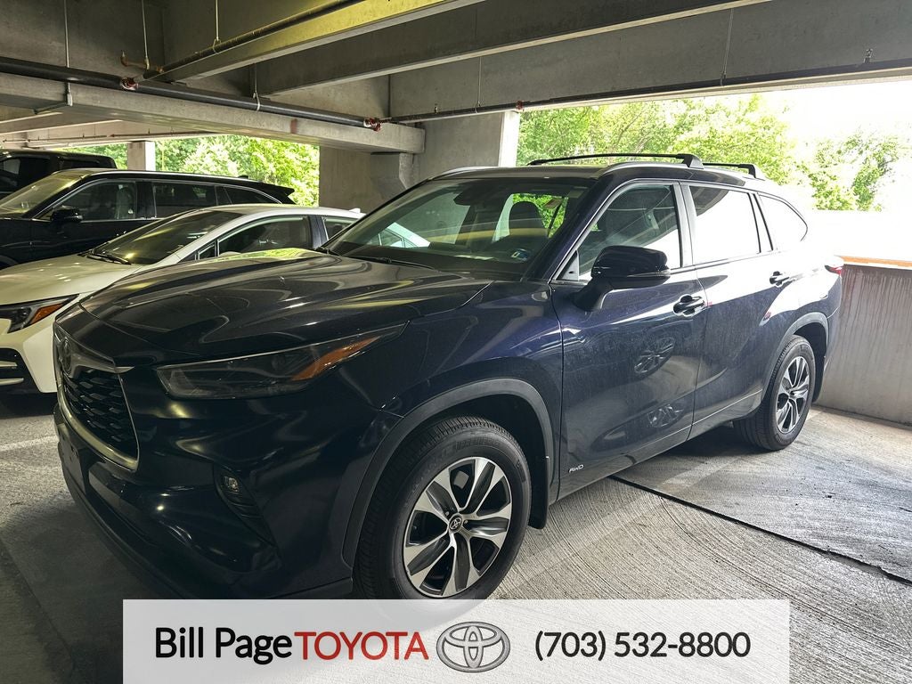 2025 Toyota Highlander Hybrid XLE