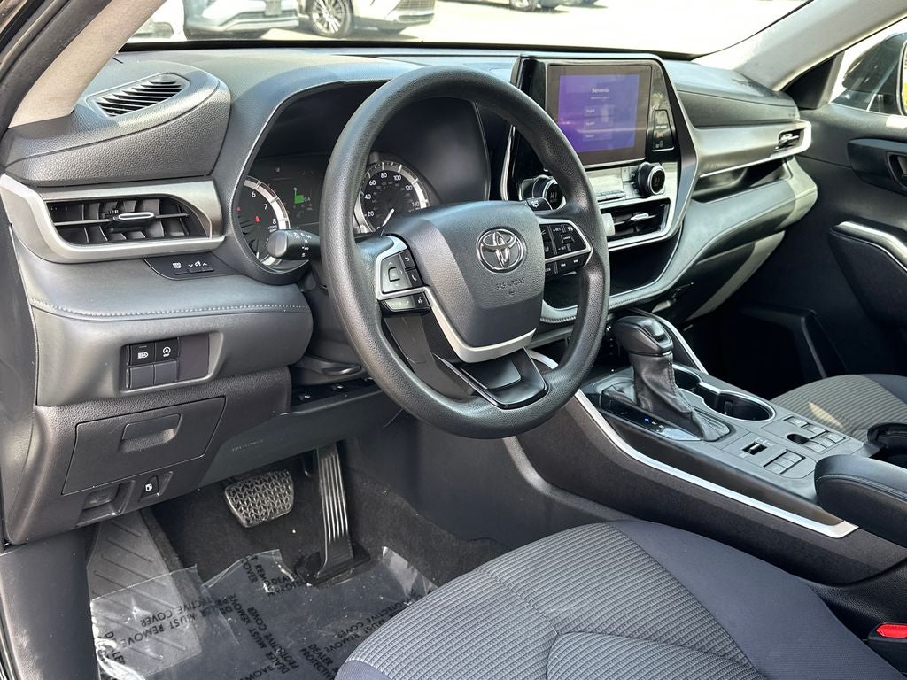 2023 Toyota Highlander L