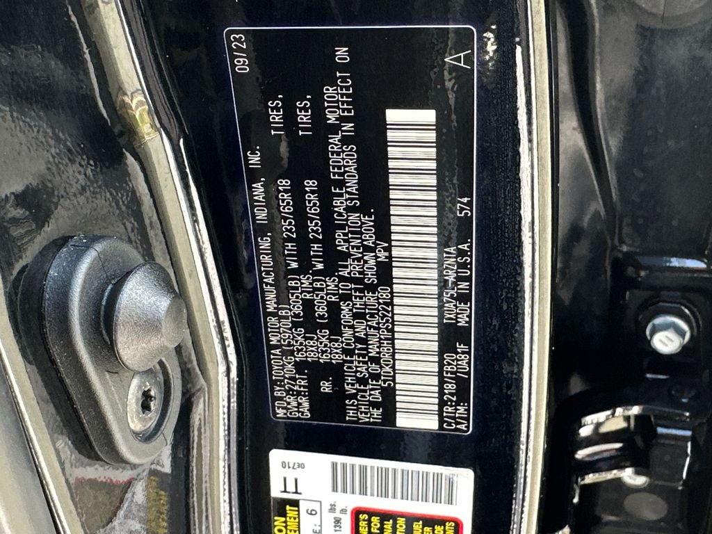 2023 Toyota Highlander L