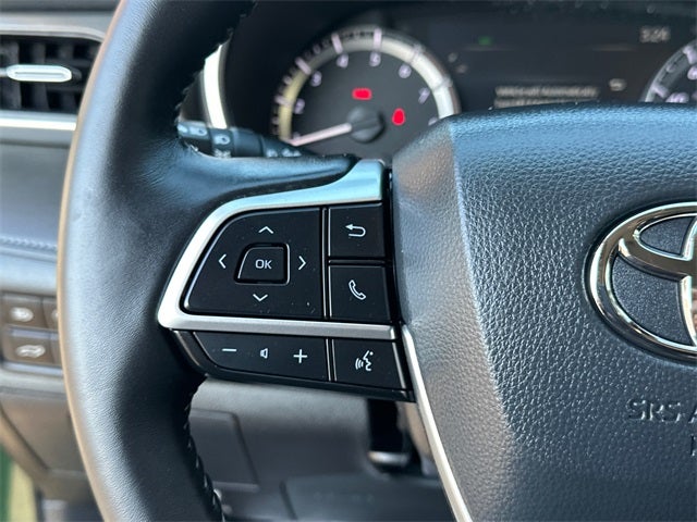 2025 Toyota Highlander XLE