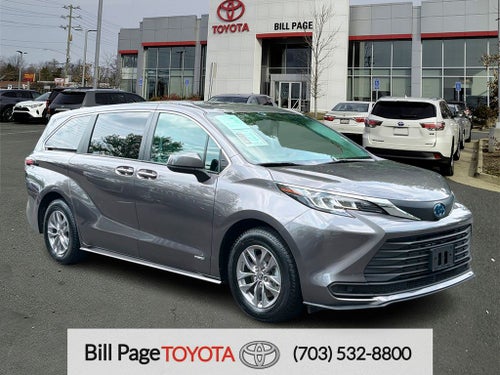 2021 Toyota Sienna LE 8 Passenger