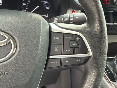 2021 Toyota Sienna LE 8 Passenger