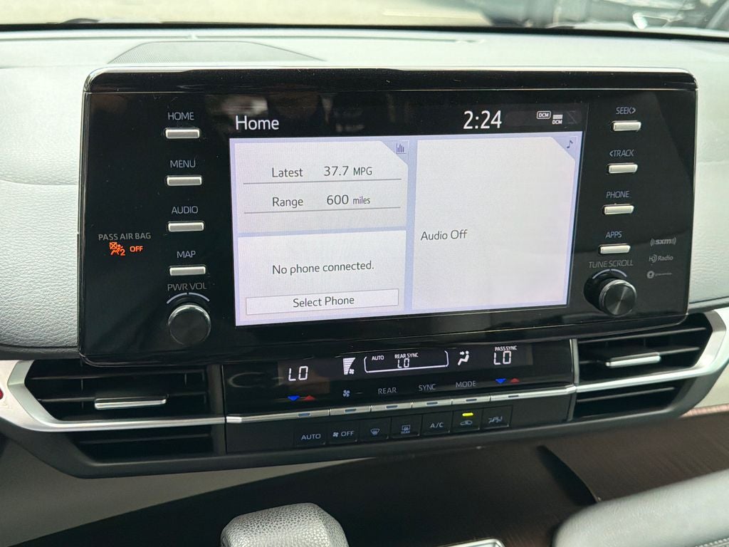 2021 Toyota Sienna LE 8 Passenger