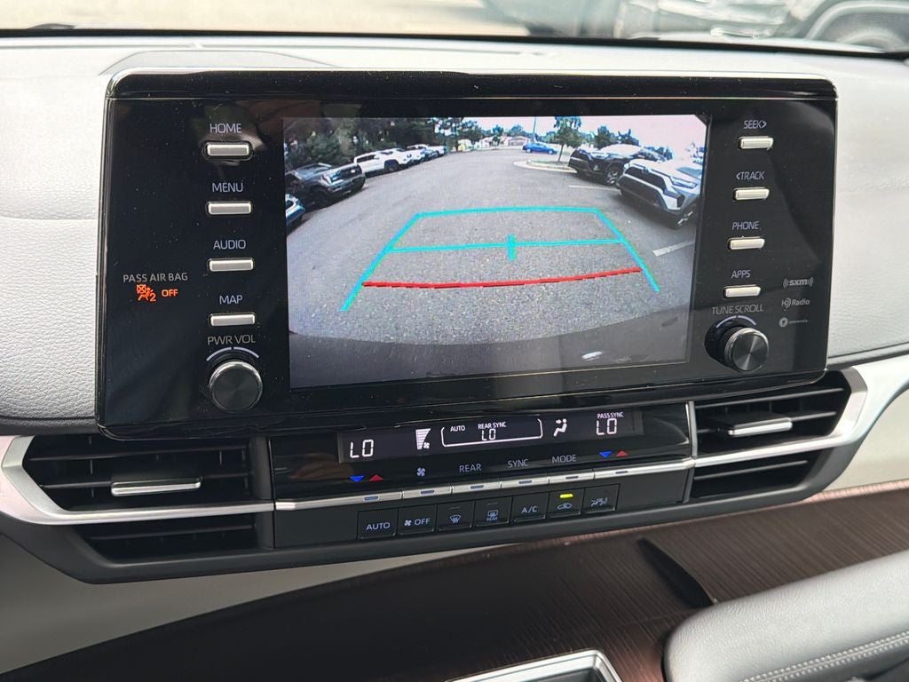 2021 Toyota Sienna LE 8 Passenger