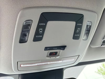 2021 Toyota Sienna LE 8 Passenger
