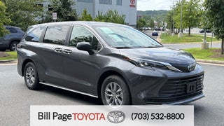 2025 Toyota Sienna LE 8 Passenger