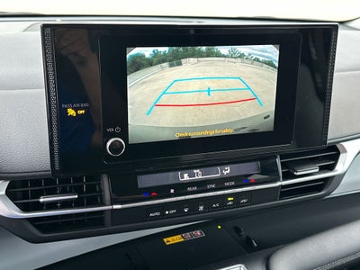 2025 Toyota Sienna LE 8 Passenger