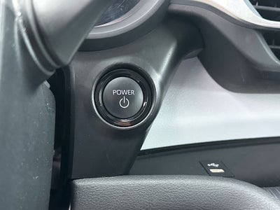 2025 Toyota Sienna LE 8 Passenger