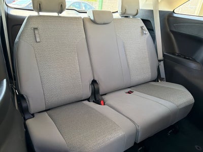 2025 Toyota Sienna LE 8 Passenger