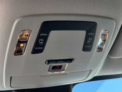 2025 Toyota Sienna LE 8 Passenger