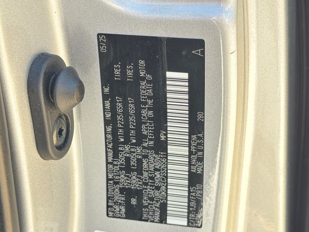 2025 Toyota Sienna LE 8 Passenger