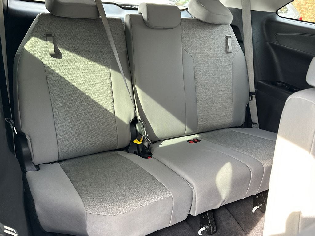 2025 Toyota Sienna LE 8 Passenger