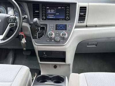 2020 Toyota Sienna LE 8 Passenger