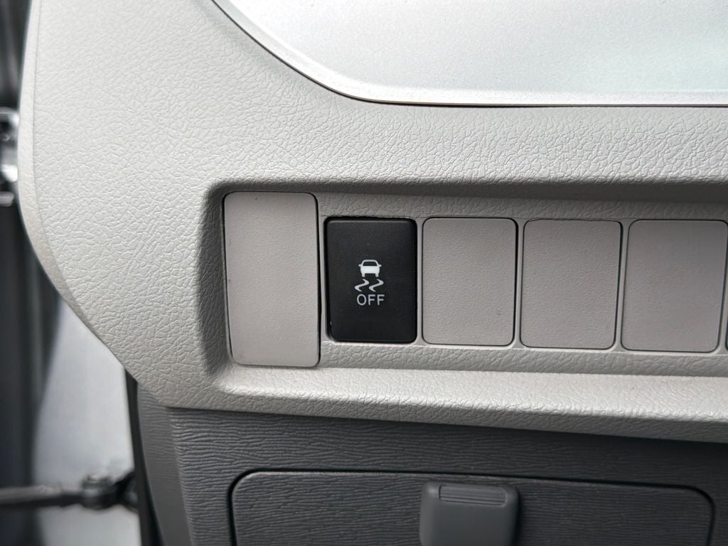 2020 Toyota Sienna LE 8 Passenger