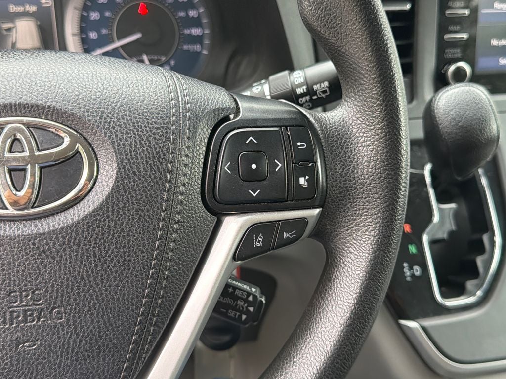 2020 Toyota Sienna LE 8 Passenger