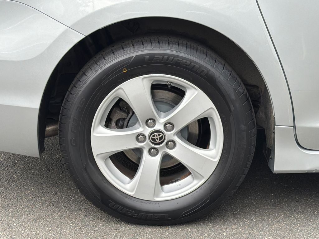 2020 Toyota Sienna LE 8 Passenger