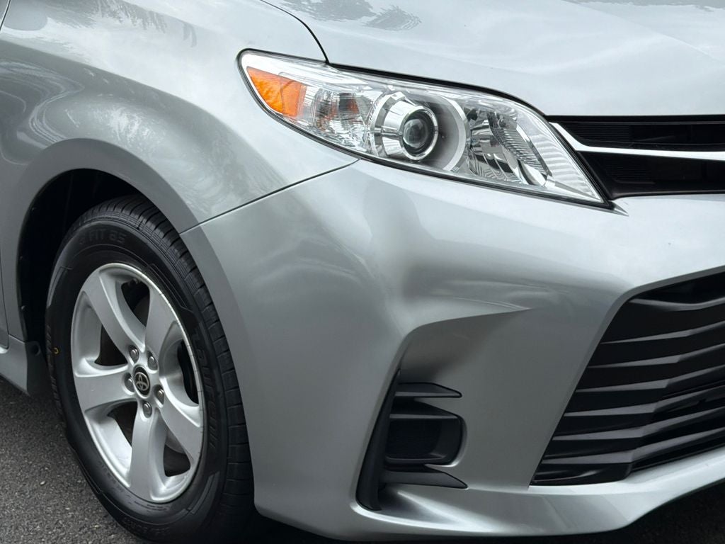 2020 Toyota Sienna LE 8 Passenger