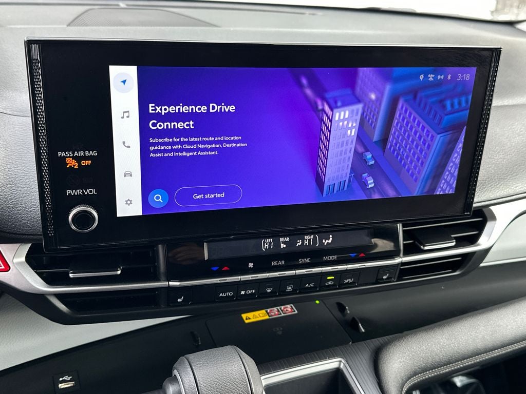 2025 Toyota Sienna XLE 8 Passenger