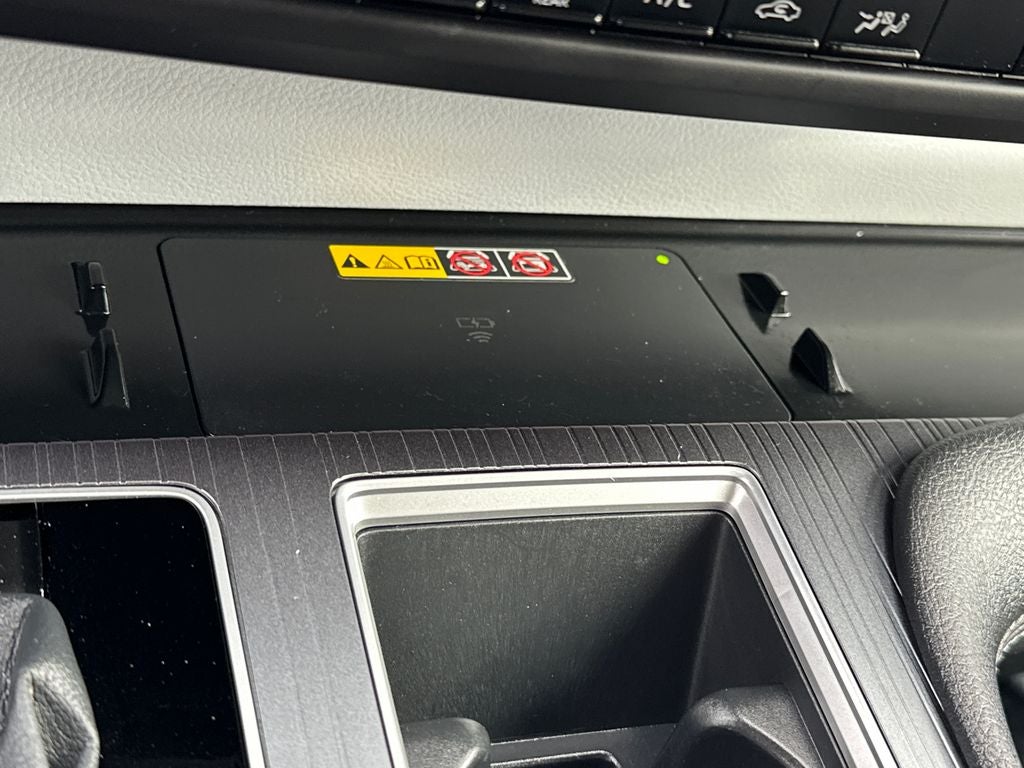 2025 Toyota Sienna XLE 8 Passenger