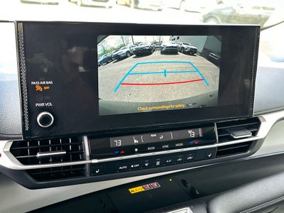 2025 Toyota Sienna XLE 8 Passenger