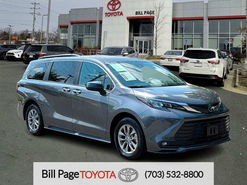 2025 Toyota Sienna XLE 7 Passenger