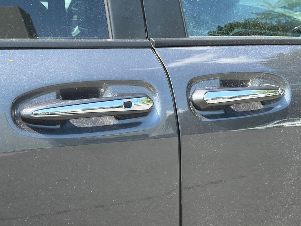 2025 Toyota Sienna XLE 7 Passenger