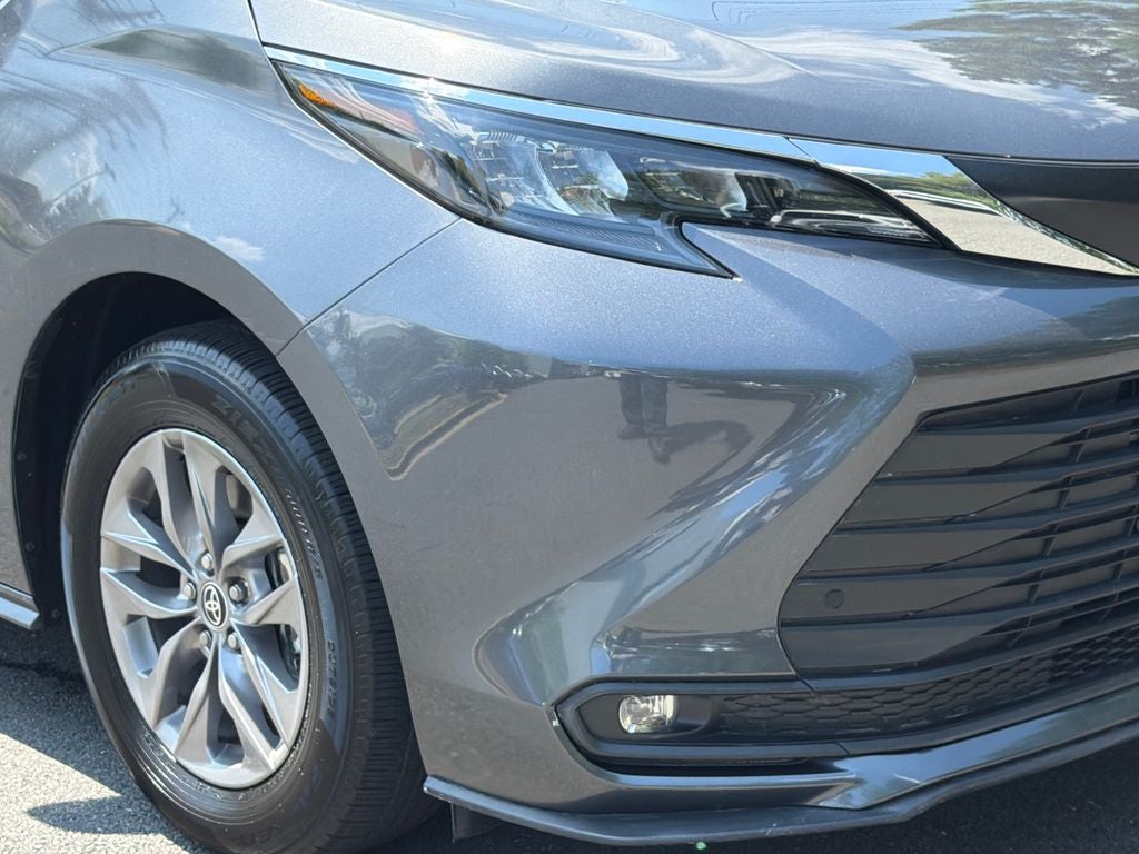 2025 Toyota Sienna XLE 7 Passenger