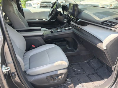 2025 Toyota Sienna XLE 7 Passenger