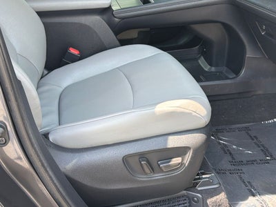 2025 Toyota Sienna XLE 7 Passenger
