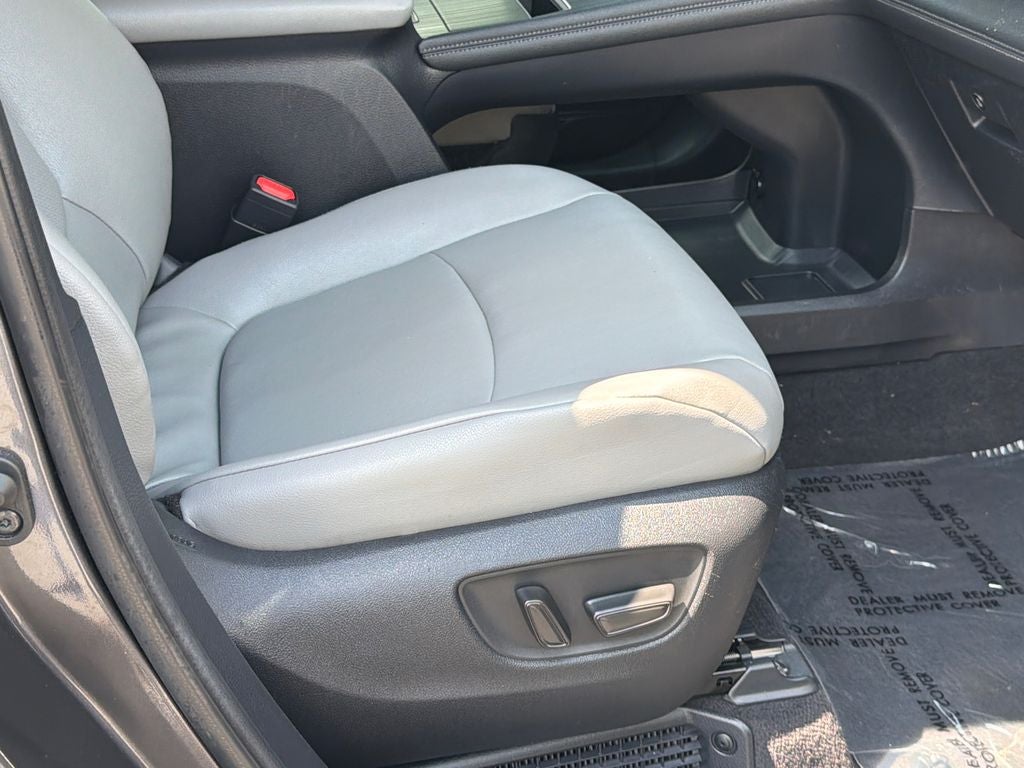 2025 Toyota Sienna XLE 7 Passenger