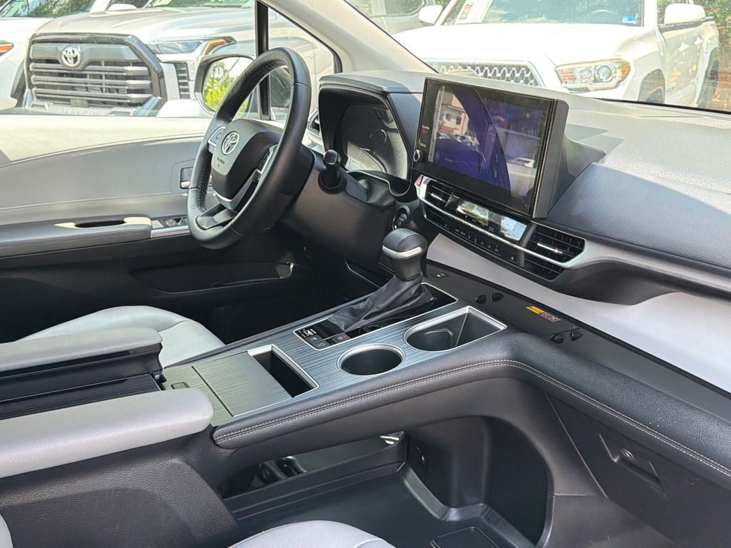 2025 Toyota Sienna XLE 7 Passenger